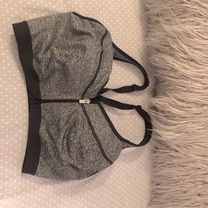 Like new VS sports bra